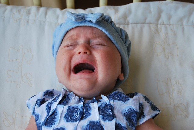 płacz niemowlaka